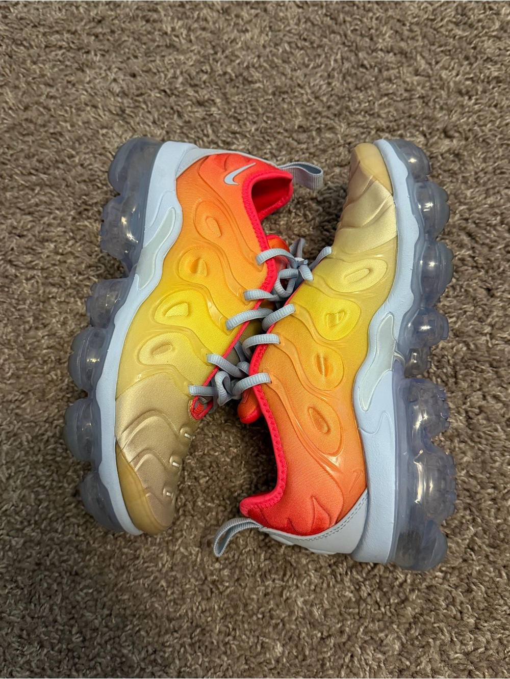 Women’s Nike vapormax plus gradient sunrise yellow & orange